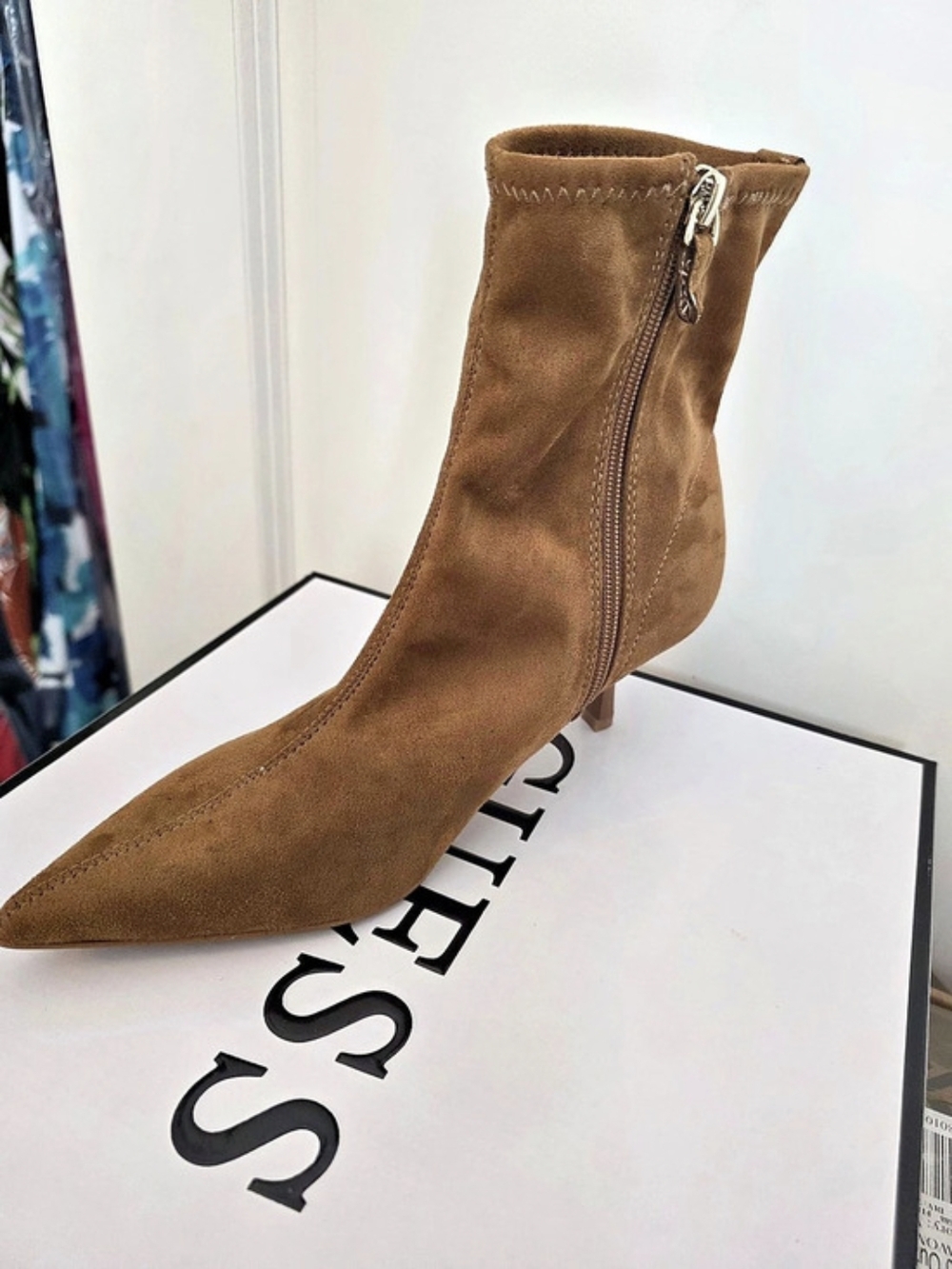 GUESS Yanka Faux-Suede Booties Brown US 6M